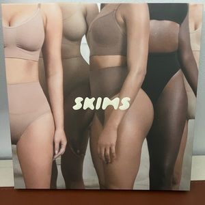 Never worn SKIMS Core Control Solutionwear Thong